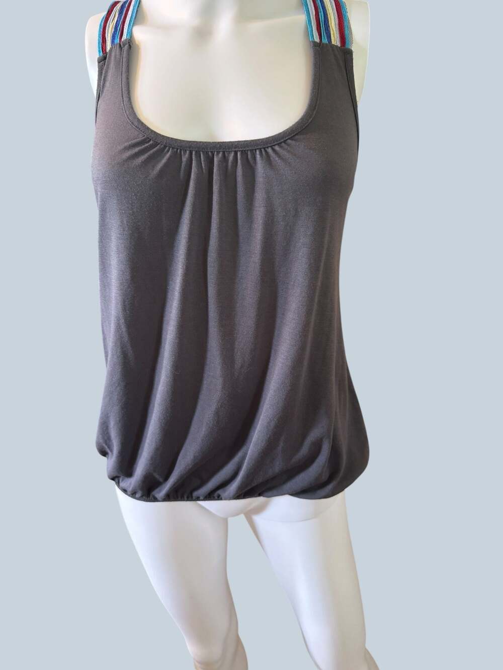 Y2K Body Central Grey Sleeveless Ruched Bubble Hem Tank Top with Multi-Color sta